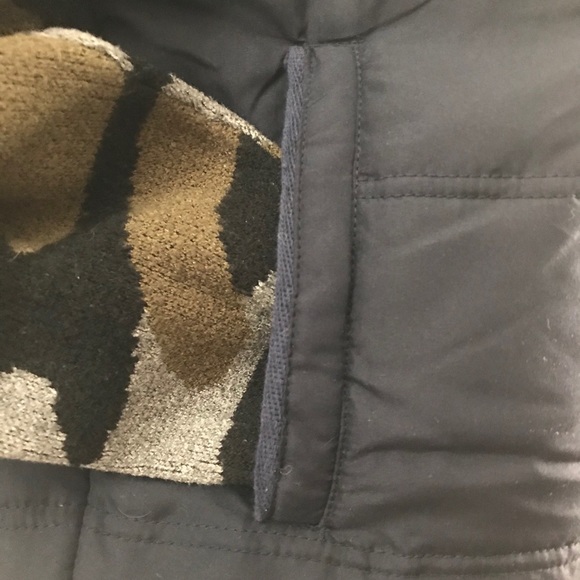 YOUNGE USA Puffer Vest in Navy Blue NWT with Pockets in Size XL - Picture 9 of 10